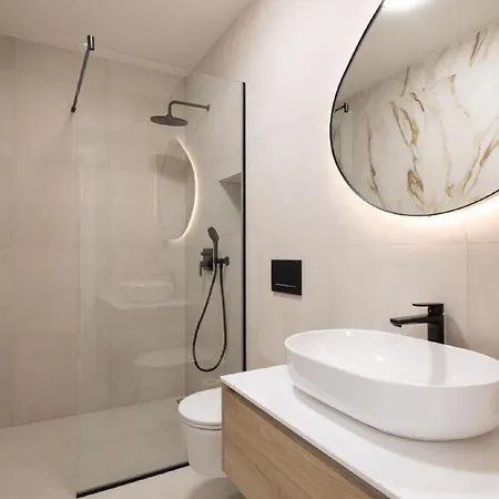 Luxury With Swimming Pool And Sauna Trogir