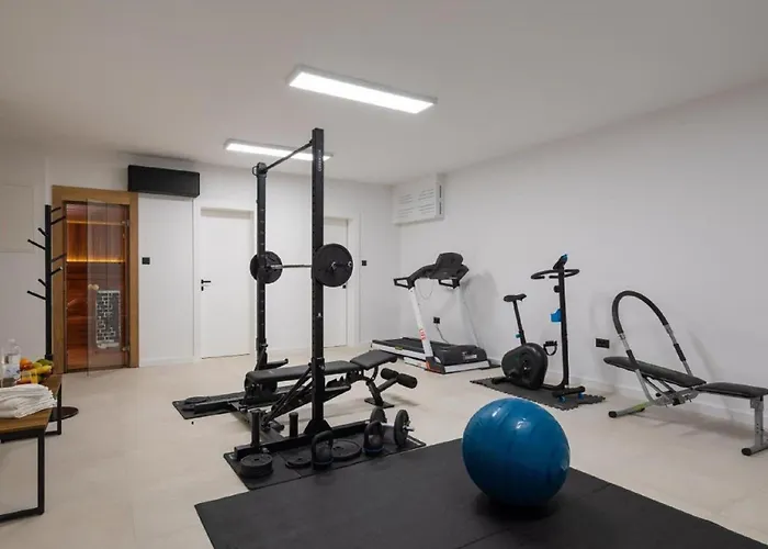 Luxury With Swimming Pool And Sauna * Trogir