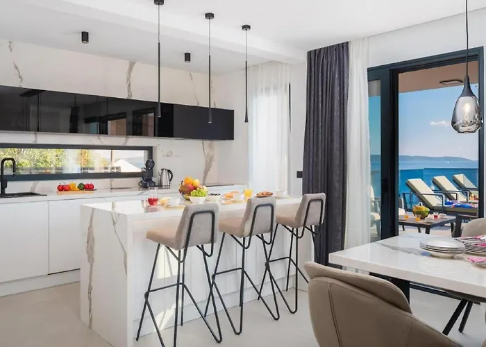 Luxury With Swimming Pool And Sauna * Trogir